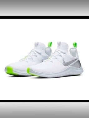 Nike Free TR 8 Women's Training Shoe 942888 ** Size 7 ** NEW in BOX!!